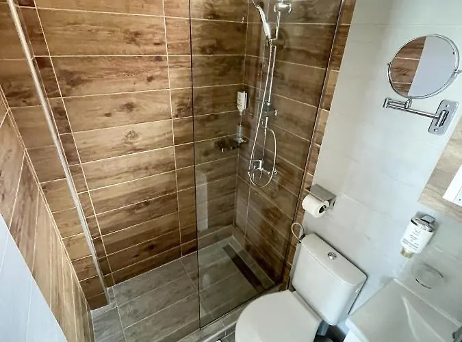 Jedro - Sa Garaznim Parkingom